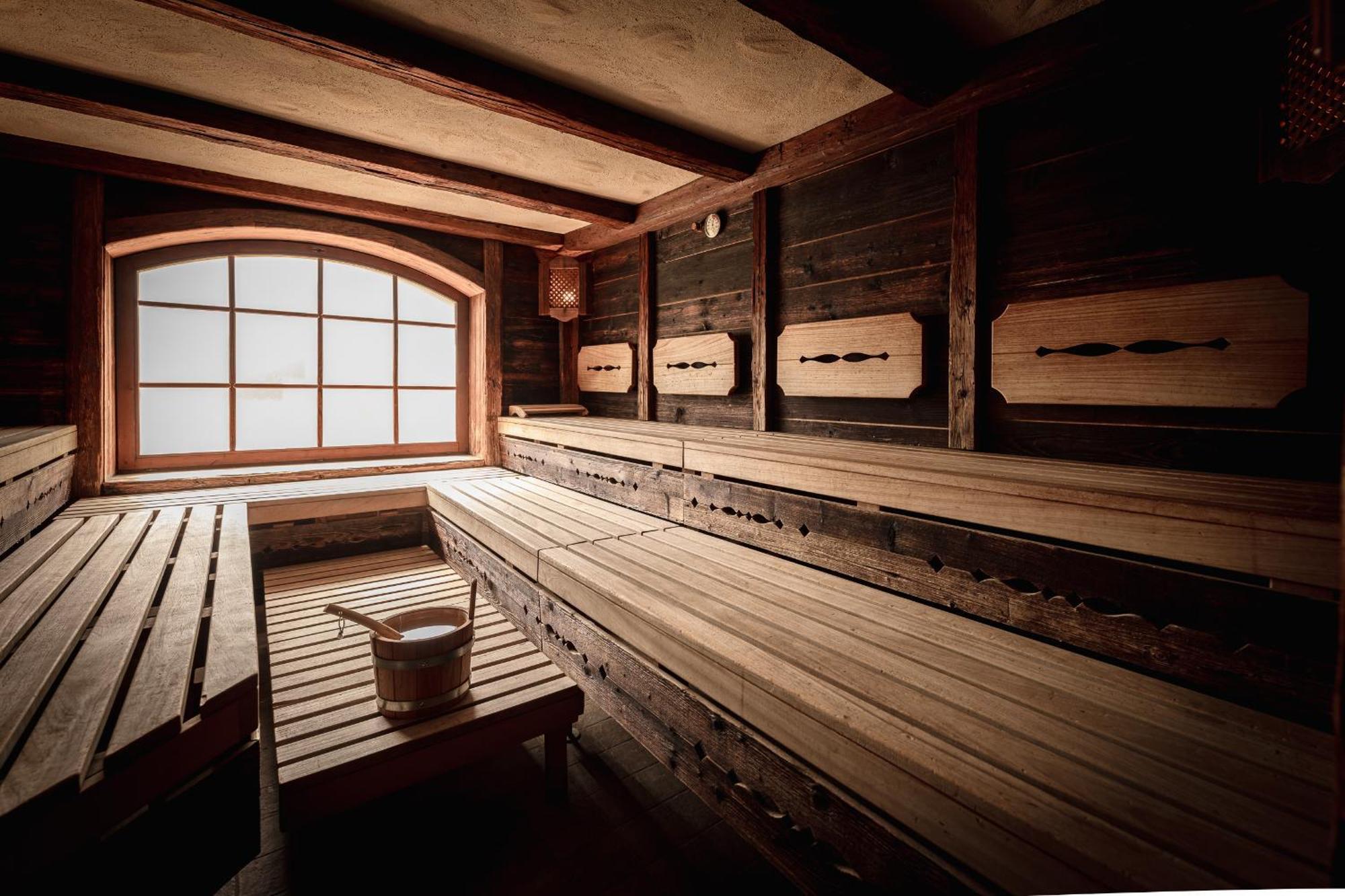Hotel Berghof นอยชติฟ อิม ชตูไปทัล ภายนอก รูปภาพ