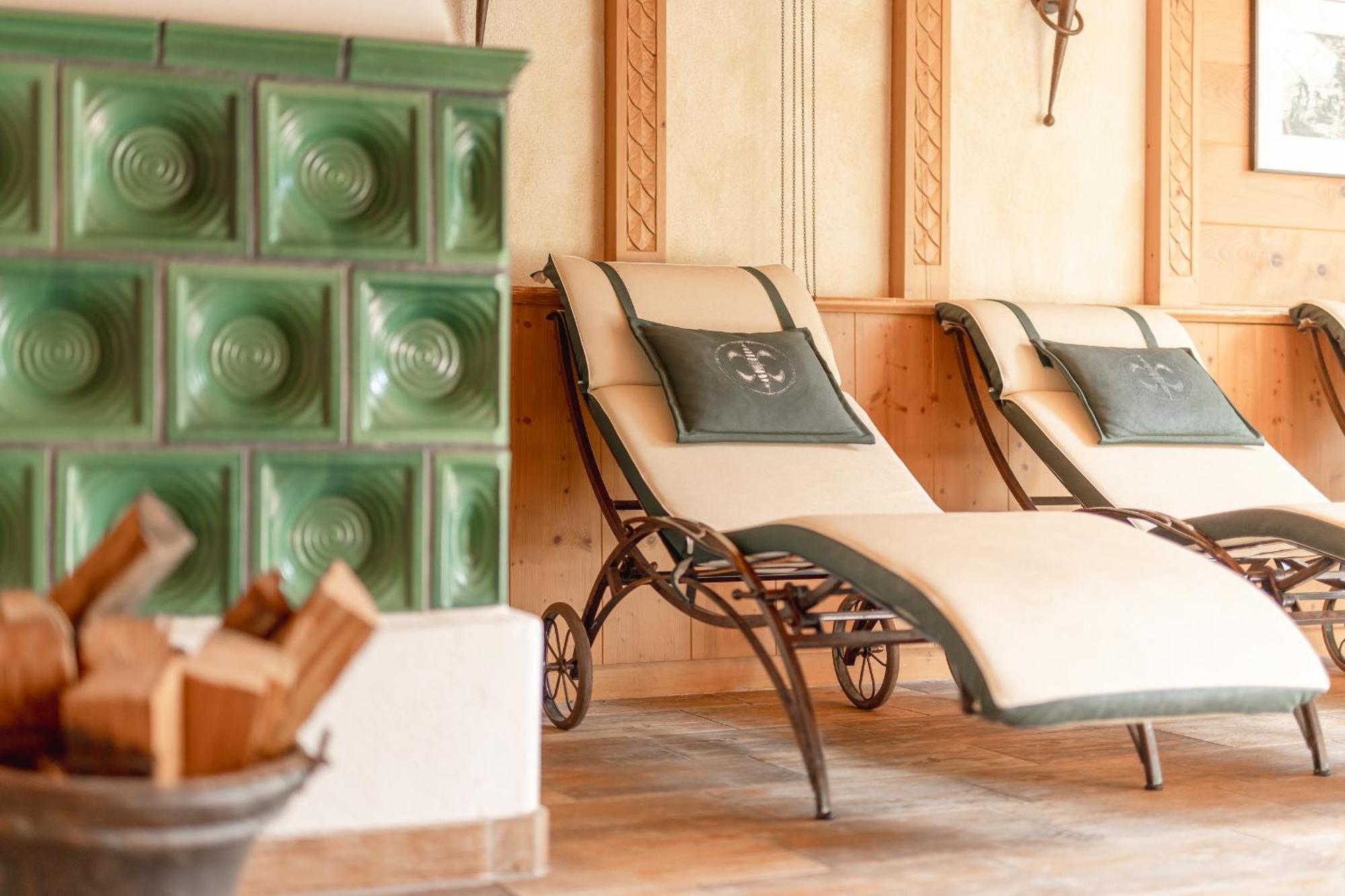 Hotel Berghof นอยชติฟ อิม ชตูไปทัล ภายนอก รูปภาพ